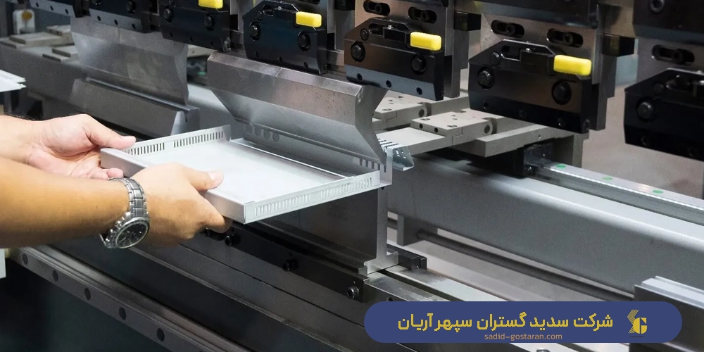 شکل دهی فلزات چیست؟ انواع روش های شکل دادن فلزات - کاربردهای شکل دهی فلزات