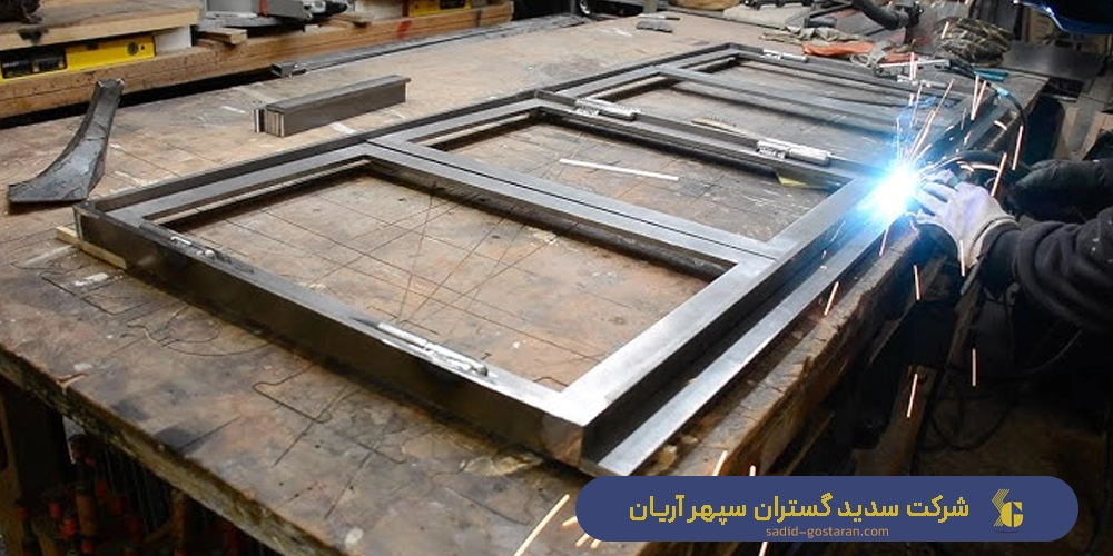 ساخت و نصب فریم فلزی درب اتاق - ساخت چارچوب فلزی - شرکت سدید گستران سپهر آریان